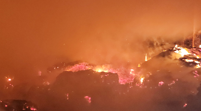 গোয়ালন্দের অরিয়েট জুট মিলে  ভয়াবহ অগ্নিকান্ডে ব্যাপক ক্ষতি